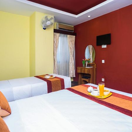 Oyo 105 Hotel Travel Inn Katmandou Extérieur photo