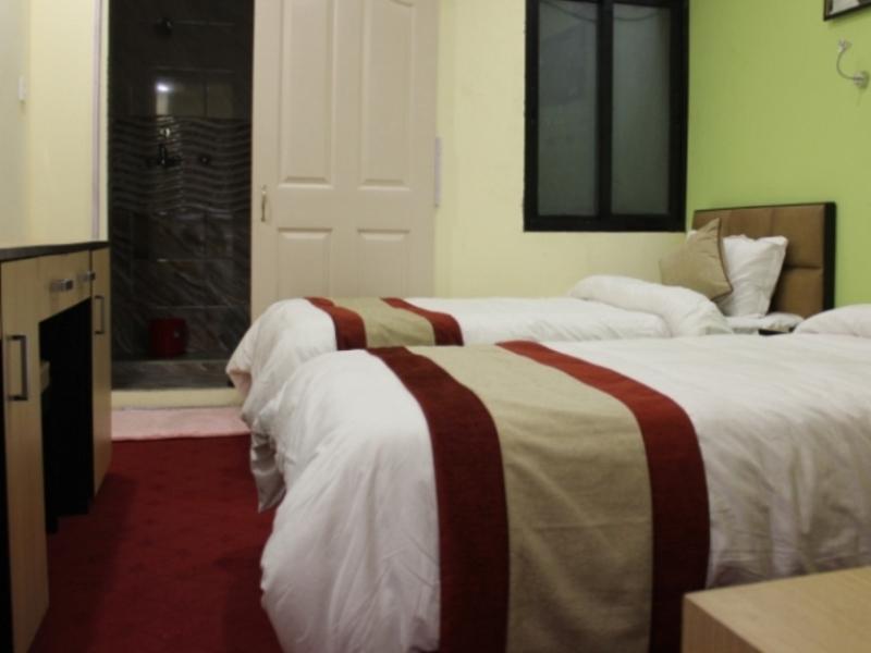 Oyo 105 Hotel Travel Inn Katmandou Extérieur photo