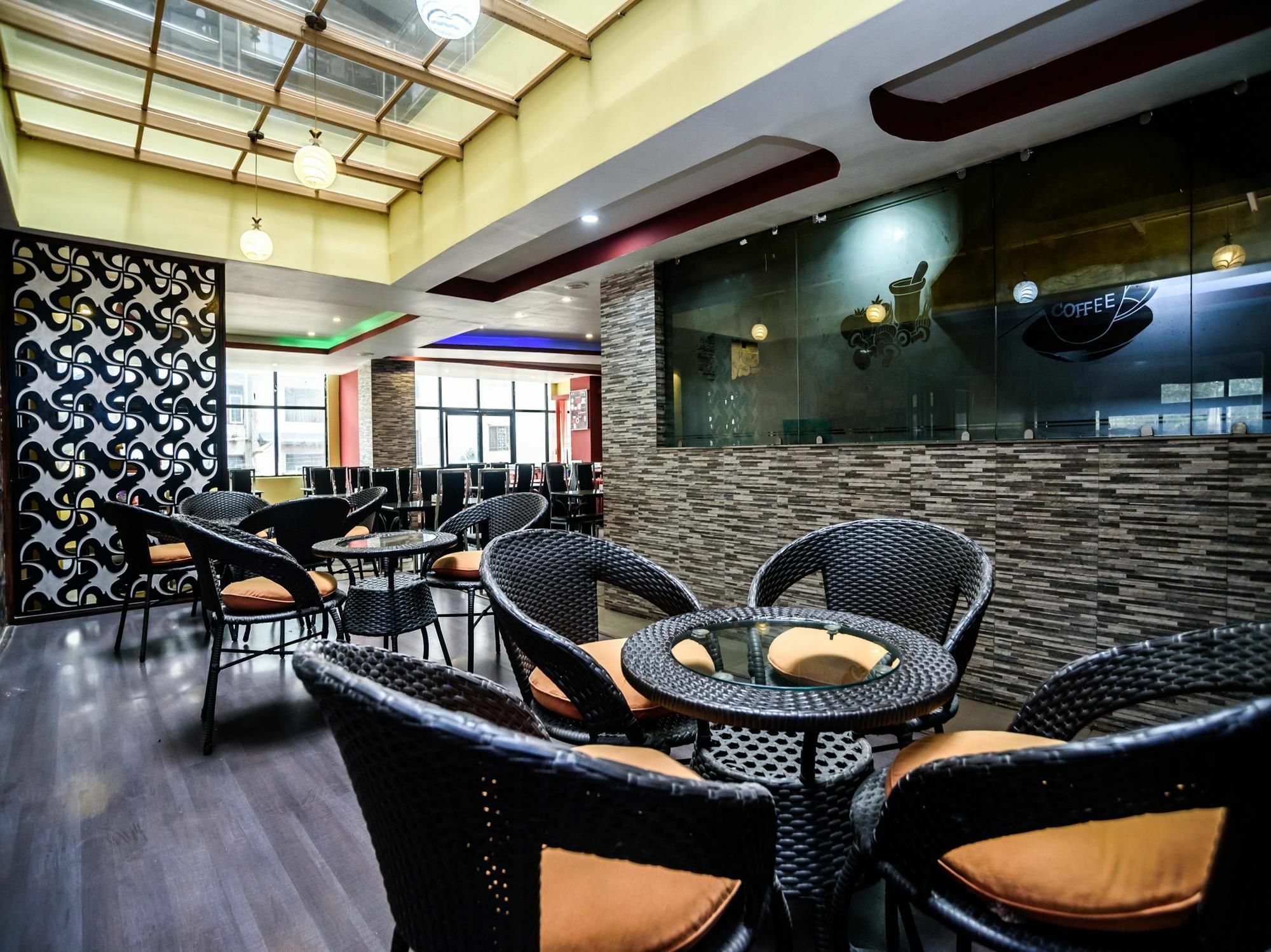Oyo 105 Hotel Travel Inn Katmandou Extérieur photo